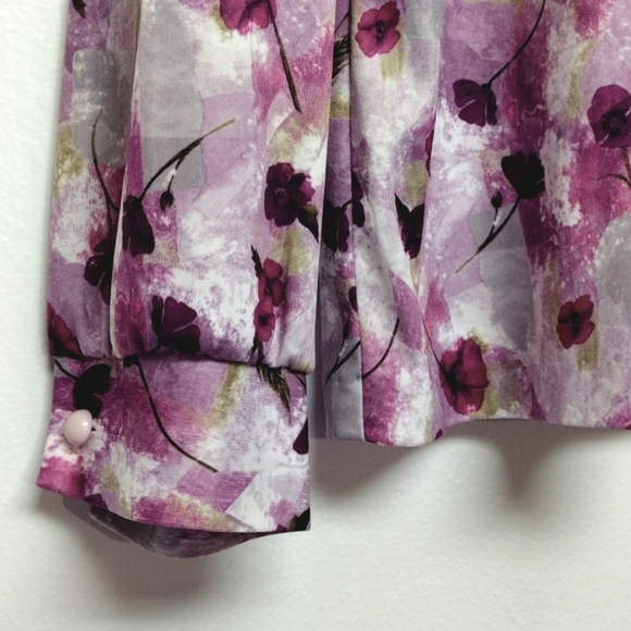 Button Down Grandma Style Blouse - Picture 5 of 7